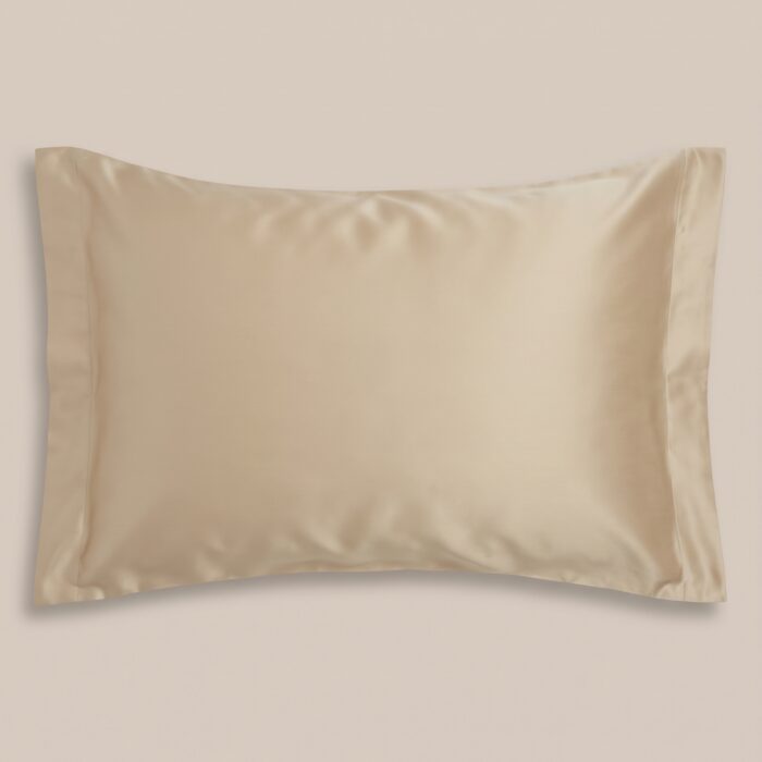 B Federe con due volani in raso beige - Coton Boutique
