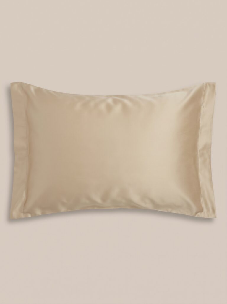 B Federe con due volani in raso beige - Coton Boutique